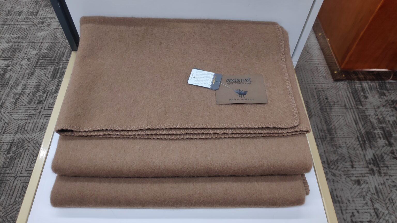 Camel wool blanket 200x145cm (78x57in) Mongolian shop